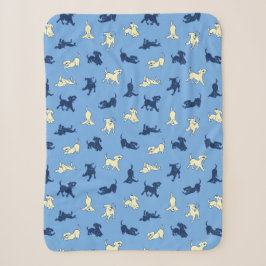 Welpen aus Gelb und Schwarz auf blauem Hintergrund Sherpadecke