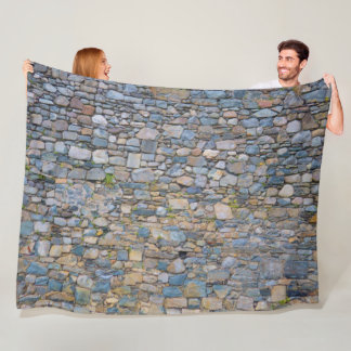 WELSH CASTLE WALL FLEECEDECKE