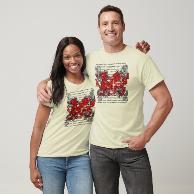 Welsh Dragon Men Dark Shirt (Unisex)