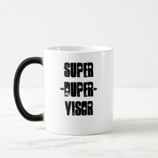 Welten bester Chef, Super--duper-Maske Verwandlungstasse