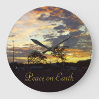 Weltfrieden Wall Clock von RoseWrites