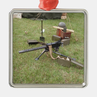 Weltkrieg-Maschinengewehr Silbernes Ornament