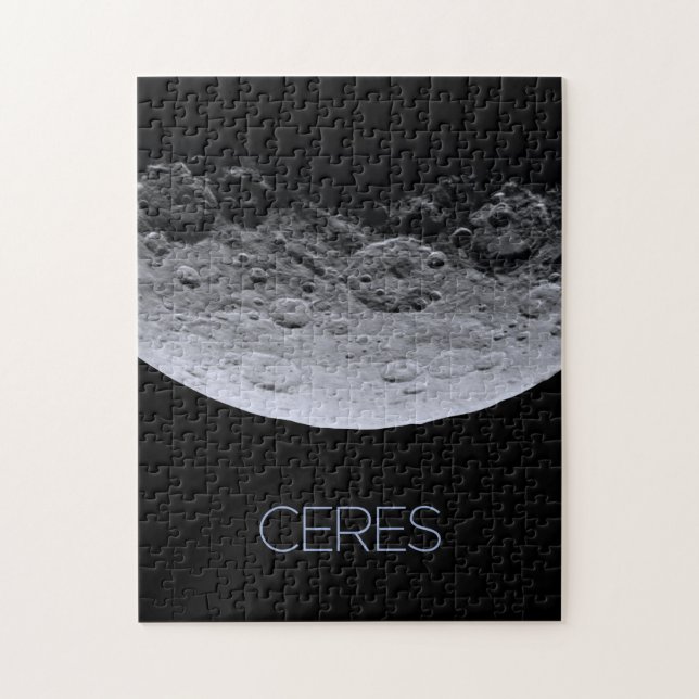 Weltraum, Sonnensystem, Zwergplanet Ceres (Vertikal)