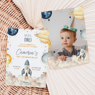 Weltraumfahrt auf der Sun Birthday Party Einladung