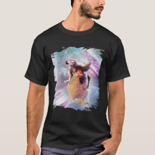 Weltraumfaultier reitet auf Huhn T-Shirt