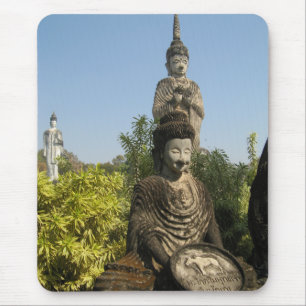 Wen beten Sie? Nong Khai, Isaan, Thailand Mousepad