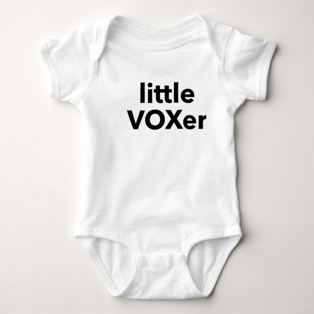 Wenig VOXer Baby Strampler (Vorderseite)