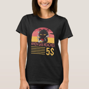 Wenn Benzin 5 erreicht, grummelt die Katze über de T-Shirt