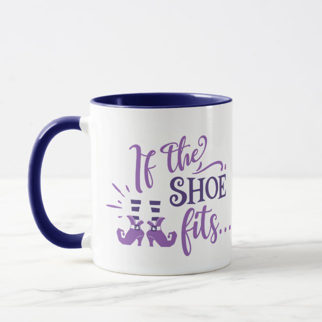 Wenn der Schuh Hexenschuhe und Socken zu Halloween Tasse (Links)