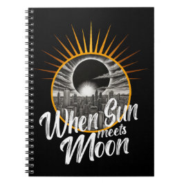 Wenn die Sonne auf den Mond trifft, strahlt die So Notizblock