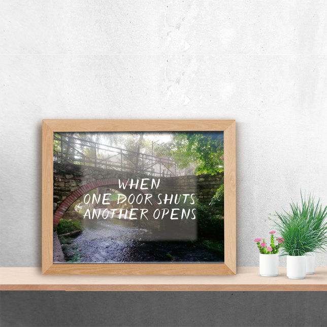 Wenn eine Tür geschlossen wird, öffnet sich ein An Poster (Von Creator hochgeladen)