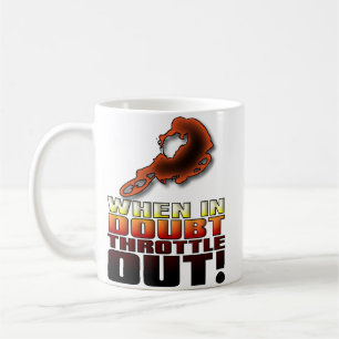 Wenn im Zweifel die Täuschung des Motorrads ausbre Kaffeetasse
