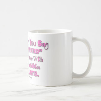 Wenn Sie "Verzögerung" sagen, verletzt jemand Kaffeetasse