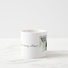Wenn wir Kaffee Kätzchenespresso-Tasse habend sind Espressotasse