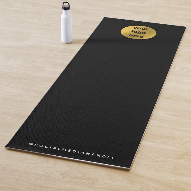 Werbung für das Black Gold-Yoga-Studio-Logo Yogamatte (Beispiel)
