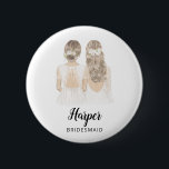 Werden Sie mein Bridesmaid-Abzeichen sein? Button<br><div class="desc">Werden Sie mein Bridesmaid-Abzeichen? Einfach und klassisch "Werden Sie meine Brautjungfrau?" Abzeichen mit Braut und Brautjungfrau. Passen Sie den Namen und die Rolle Ihrer Vorliebe an. Karo in unserer Kollektion für andere Frisuren und Kleider.</div>