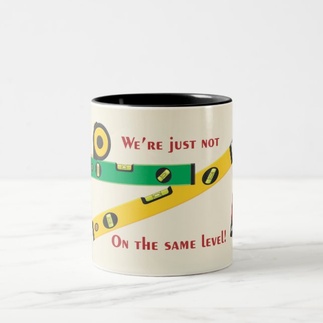 We're just not on the same level! zweifarbige tasse (Mittel)