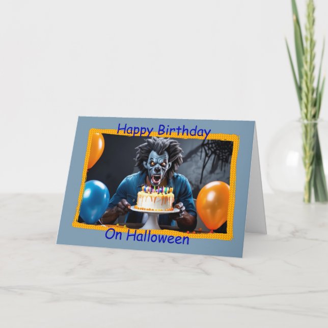 Werewolf mit Cake Happy Birthday zu Halloween Karte (Vorderseite)