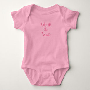 Wert den Wartezeit-Baby-Einteiler-Bodysuit Baby Strampler