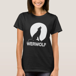 Werwolf oder Wolf auf Vollmond heulen und jagen T-Shirt