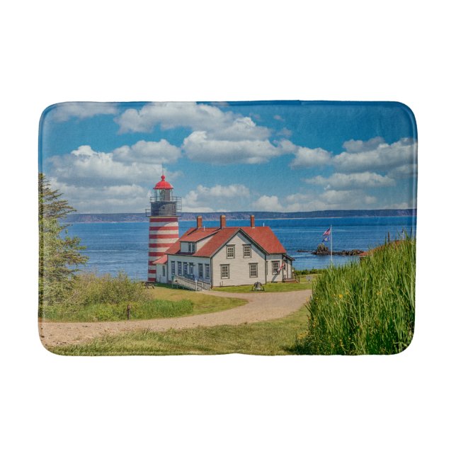 West Quoddy Head Lighthouse, Lubec, Maine Badematte (Vorderseite)