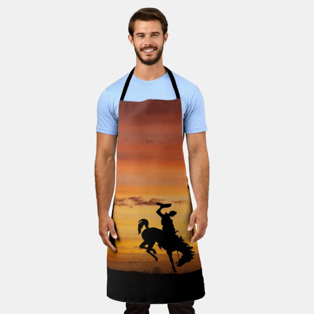 Western Cowboy Bucking Pferd Sunset Schürze (Getragen)