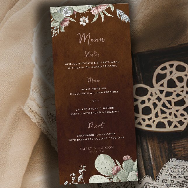 Western Cowboy Vintage Southwest Floral Wedding Menükarte (western wedding theme southwestern botanical cactus floral art dark terracotta menu)