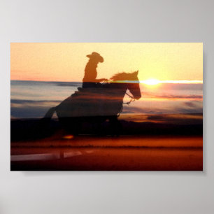 Western-Cowgirl, das weg in das Sonnenuntergang Poster