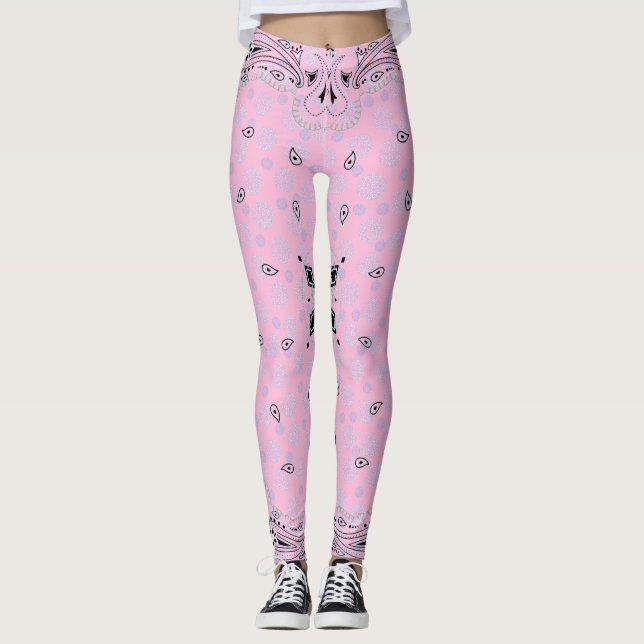Western Paisley Pink Bandana Print Cowgirl Leggings (Vorderseite)