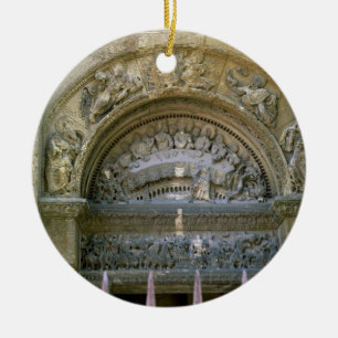 Westernöffnung Tympanum, der die Heirat an Keramik Ornament