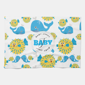 Whale & Blowfish Cartoon Monogram Muster Geschirrtuch