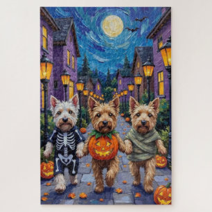 Wheaten-Terrier-Hunde in Halloween-Kostümen