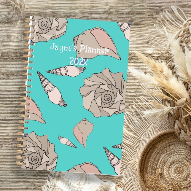 Whelk Shells Illustrated Yearly Custom Planner Planer (Von Creator hochgeladen)