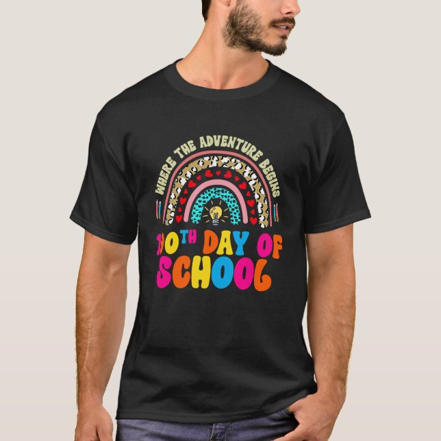 Where The Adventure Begins 100th Day of School Boy T-Shirt (Vorderseite)