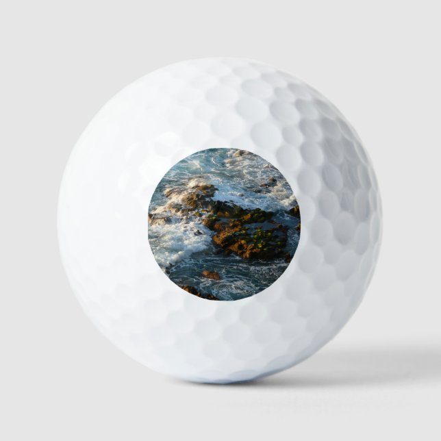 Where the Ocean Meets the Rocks Golfball (Vorderseite)