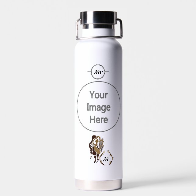 Whimsical Bactrian Camel Monogram Trinkflasche (Rückseite)