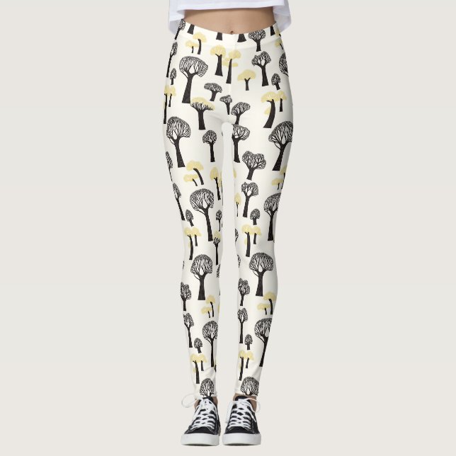 Whimsical Baobab Tree Muster Leggings (Vorderseite)