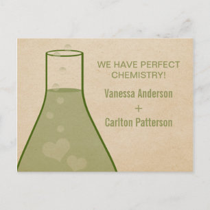 Whimsical Beaker Save the Date Postcard, grün Ankündigungspostkarte