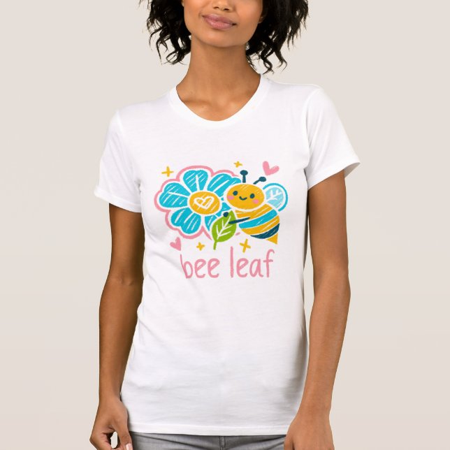 Whimsical 'Bee Leaf' Crayon Art: Happy Bumblebee  T-Shirt (Vorderseite)