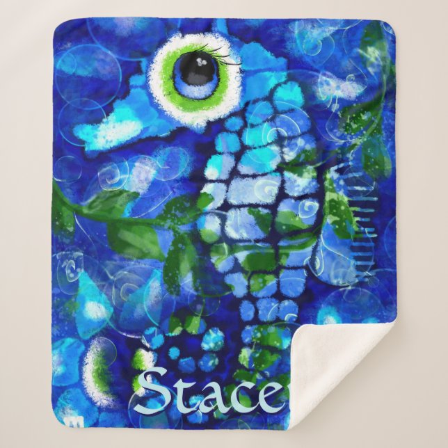 Whimsical Big-Eyes Seahorse Art Blue Personalized Sherpadecke (Vorderseite)