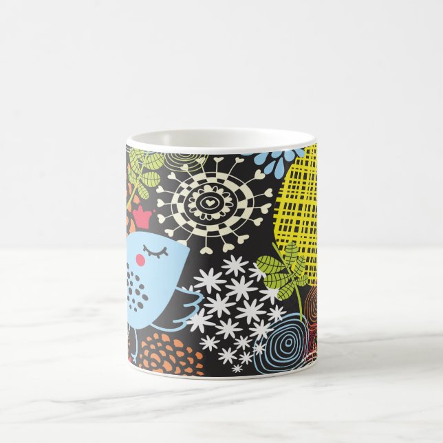 “Whimsical Bird in a Floral Wonderland Kaffeetasse (Mittel)