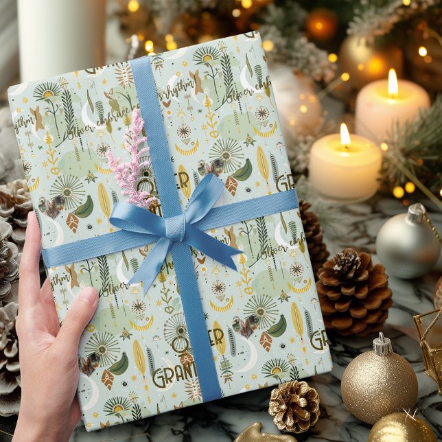 Whimsical Boho Chic mit Earthy Green und Gold Geschenkpapier (Von Creator hochgeladen)