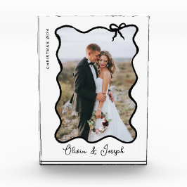 Whimsical Bow | Schwarz und Weiß Fotoblock