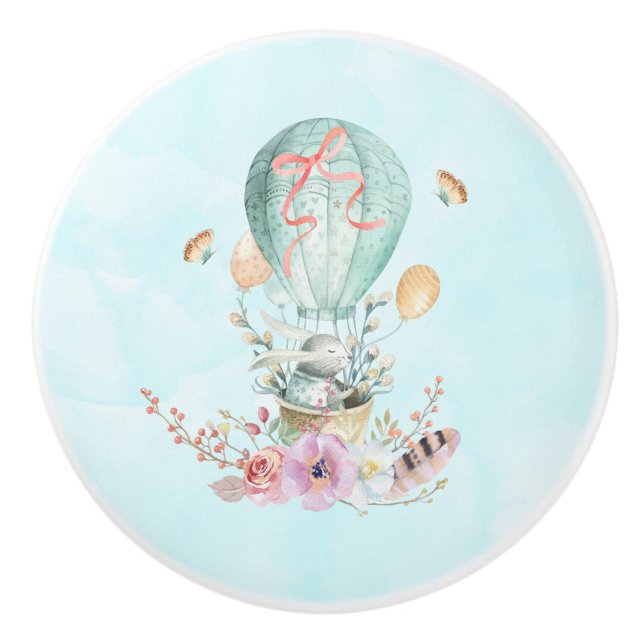Whimsical Bunny Riding in einem Heißluftballon Keramikknauf (Vorderseite)
