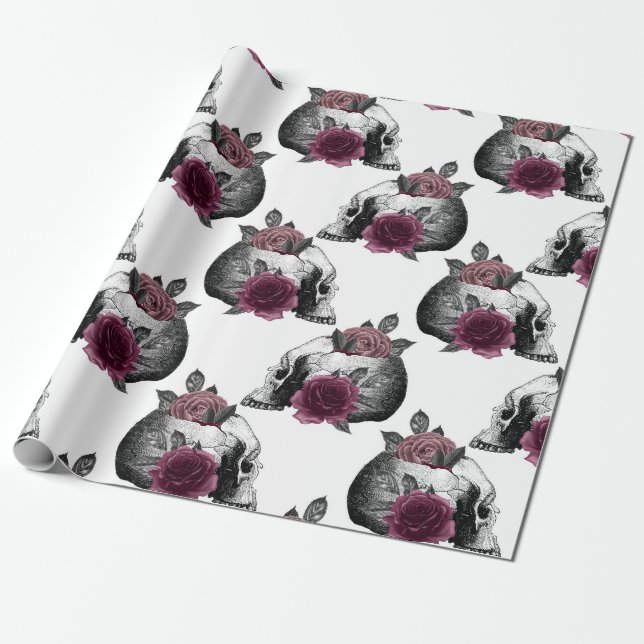 Whimsical Burgundy Bloral Skulls Gothic Wedding Geschenkpapier (Ungerollt)