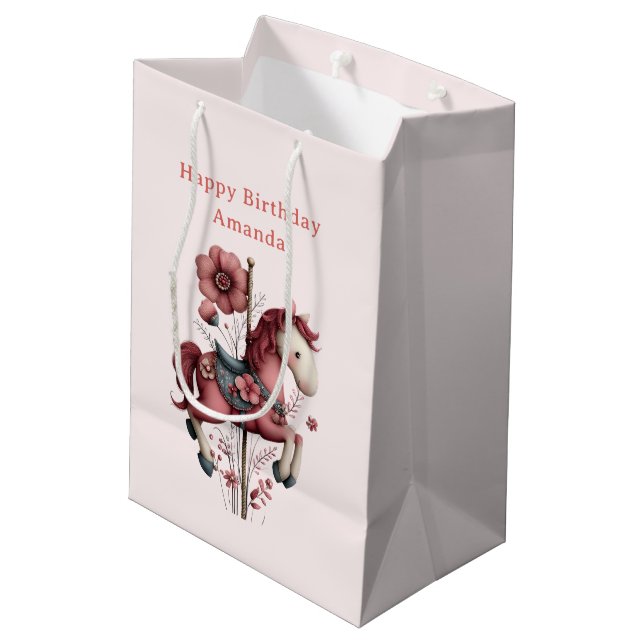 Whimsical Carousel Horse Image Birthday Mittlere Geschenktüte (Rückseite Schrägansicht)