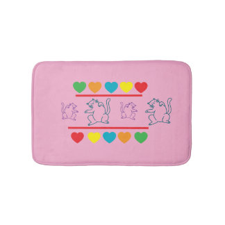 Whimsical Cats with Rainbow Hearts Bath Mat Badematte