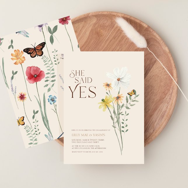 Whimsical Daisy Wildblume Sie sagte ja Verlobung Einladung (Whimsical Daisy Wildflower She Said Yes Engagement Invitation)