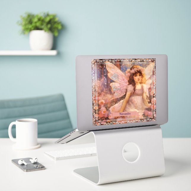 Whimsical Fairy in Dreamy Pink Floral Garden Aufkleber (Laptop auf Schreibtisch)