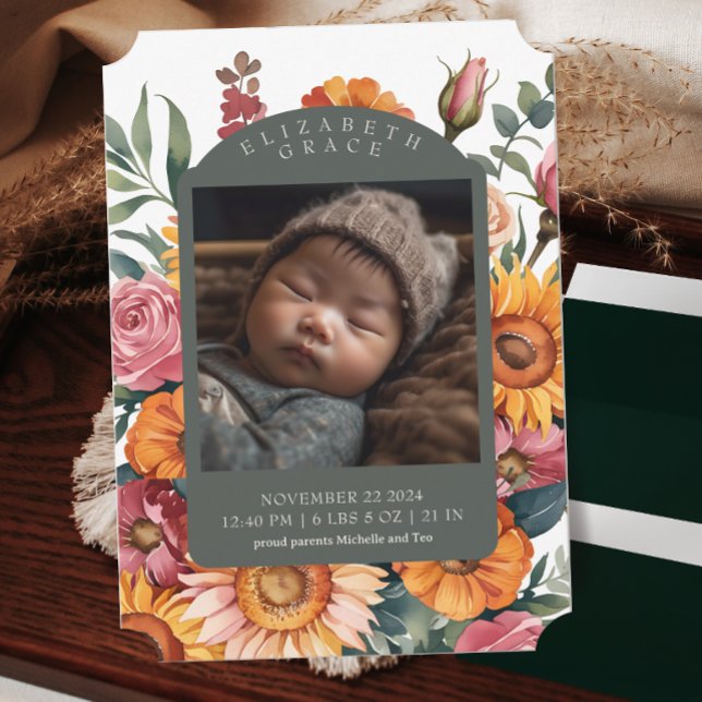 Whimsical Fall Floral Border Birth Ankündigung (Von Creator hochgeladen)